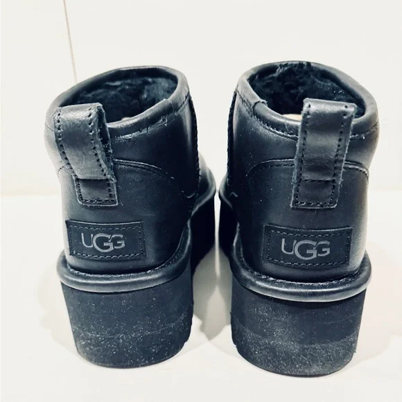 UGG WOMEN'S ULTRA MINI PLATFORM LEATHER SHEARLING LINED ANKLE BOOTS BLACK size 6 - Picture 7 of 14